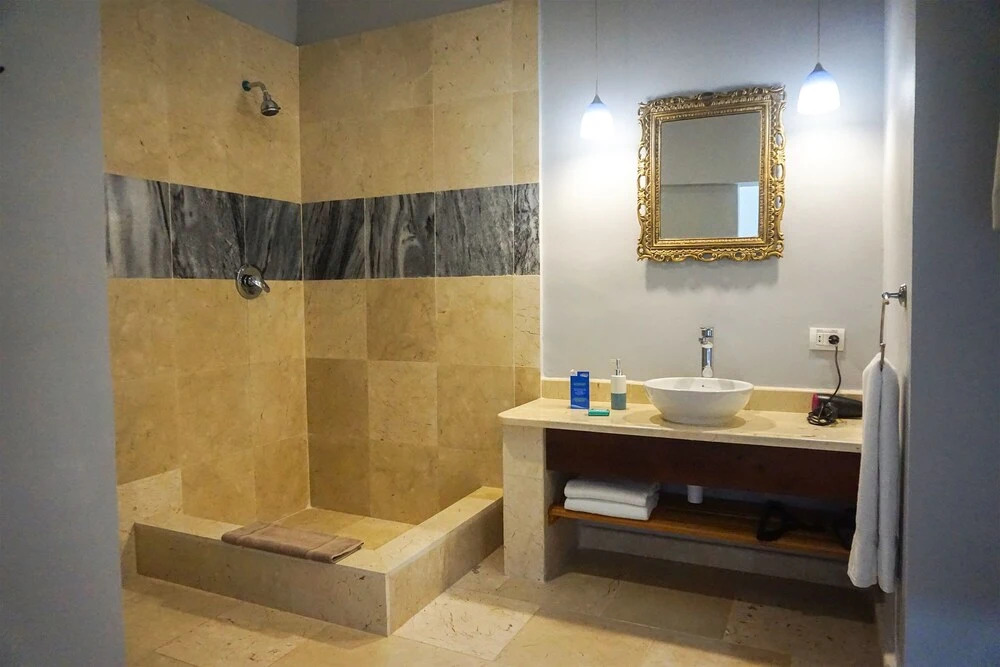 Villa Azurea 7 rooms Vedado