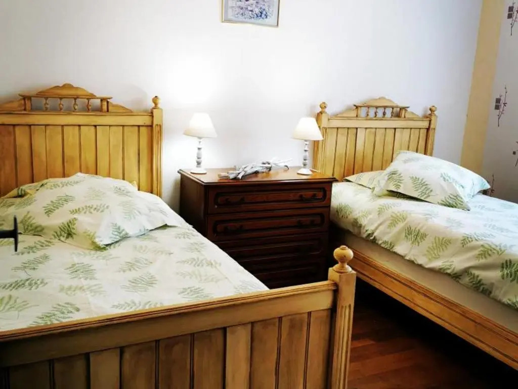 Maison confortable avec vaste jardin à Couleuvre - FR-1-489-284