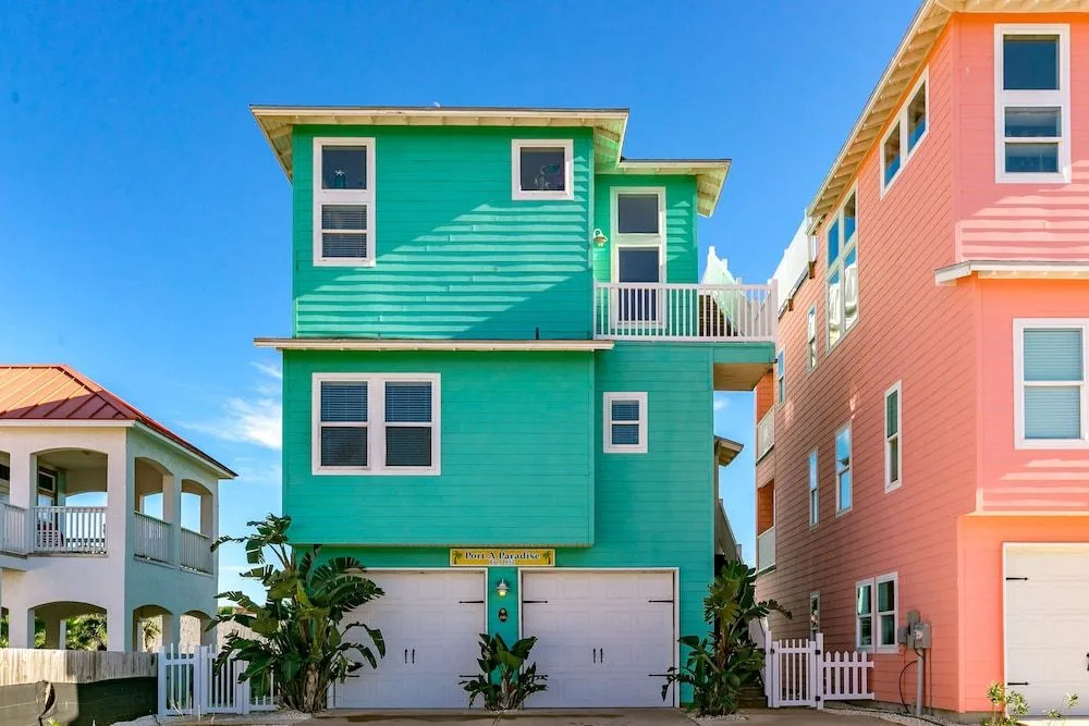 Port A Paradise 66 by RedAwning