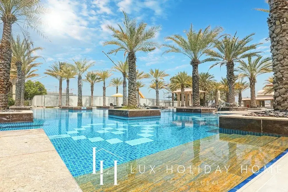 LUX The Grandeur Palm Garden View Suite