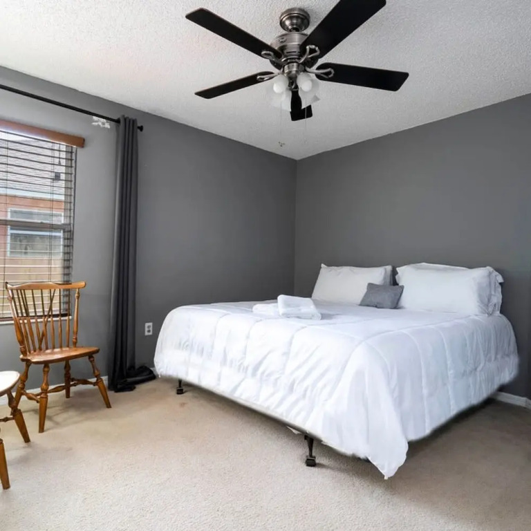 4697 Comfortable 7BD House