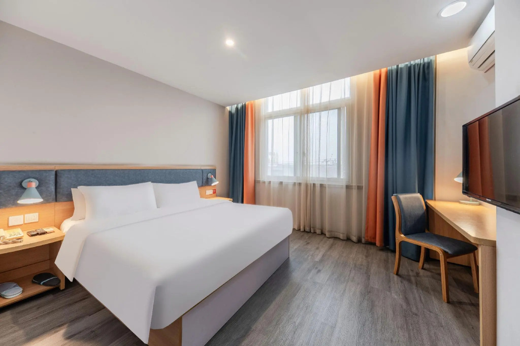 Homeinn Hotel (Shanghai Ninth People's Hospital Fengcheng Branch)