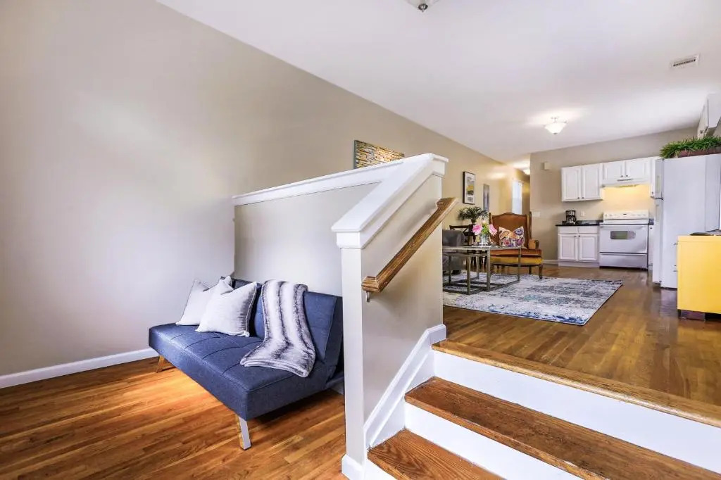 Spacious Historic Mid-City 2 Bedroom House!!!