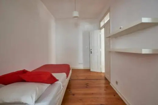 Stunning Apartment Near Chiado