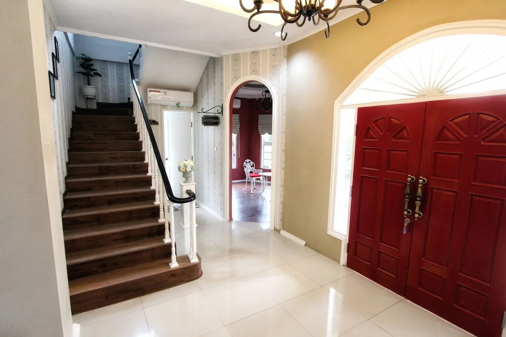 Omah Madam Bed & Breakfast