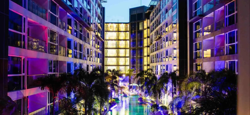 Azure Hotel Pattaya