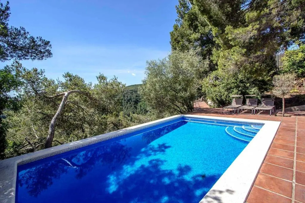 Catalunya Casas Majestic Villa and Views , 30km to Barcelona