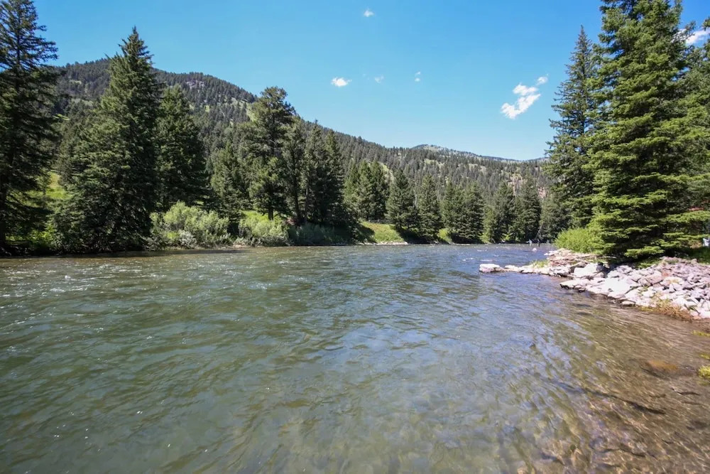 Big Sky - Fly Fishing Cottage