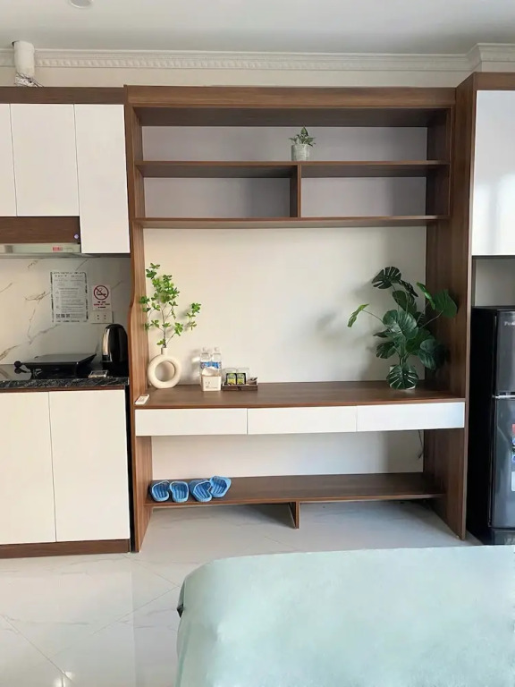 Hera West Lake Apartment