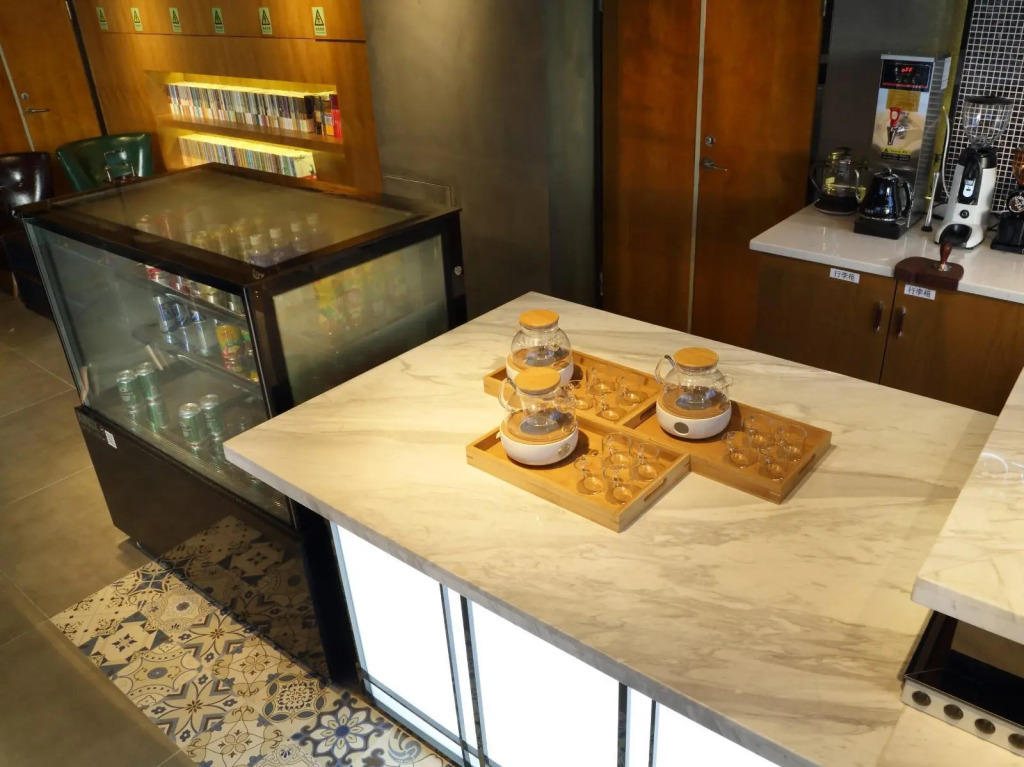 James Joyce Coffetel·Shenzhen Huanan City