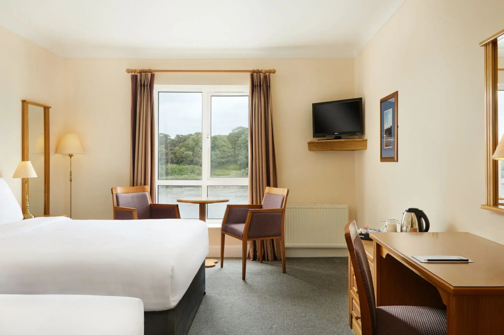 Waterford Marina Hotel