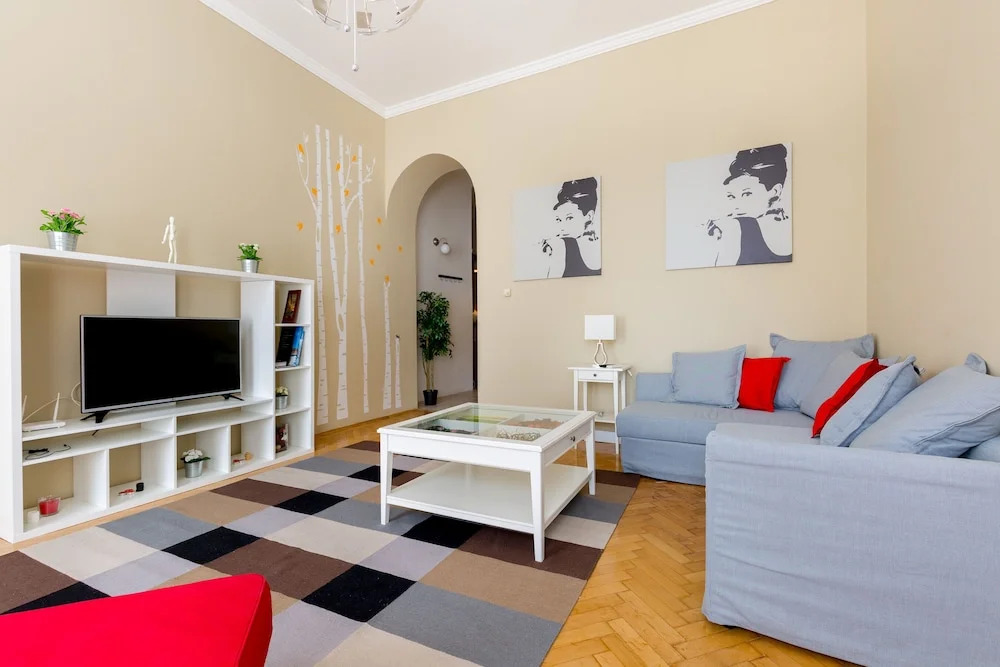 Király home by STN