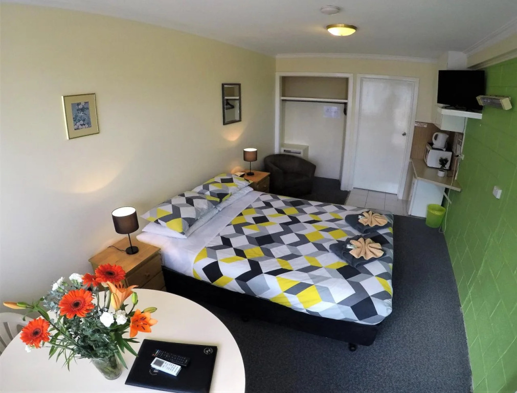Turn-in Motel