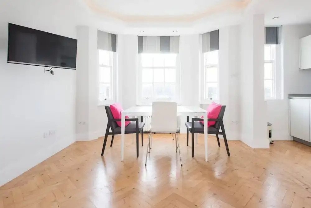 Stylish 1-bedroom flat near Hyde Park