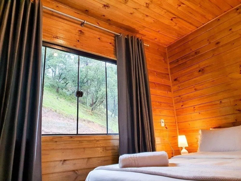 Casa Completa | 2 Suítes + Jardim com Fogo de Chão