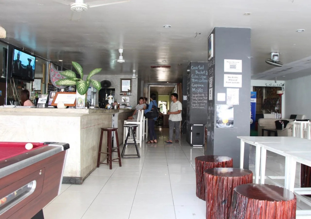 OYO 1054 Phuket Backpacker Hostel