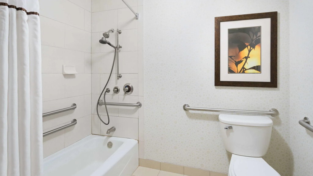 DoubleTree Suites by Hilton Charlotte/SouthPark