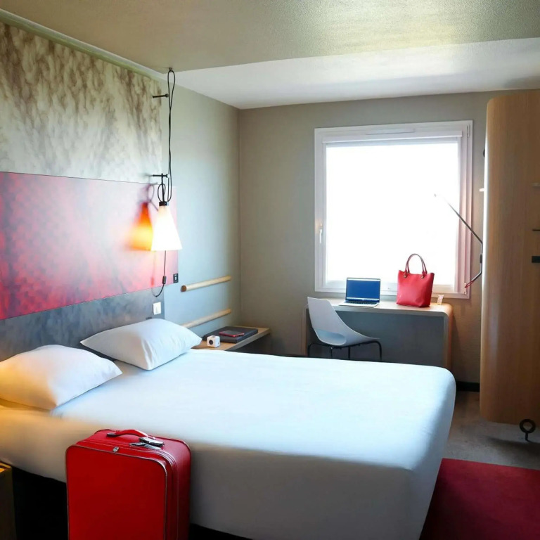 ibis Caen Porte De Bretagne