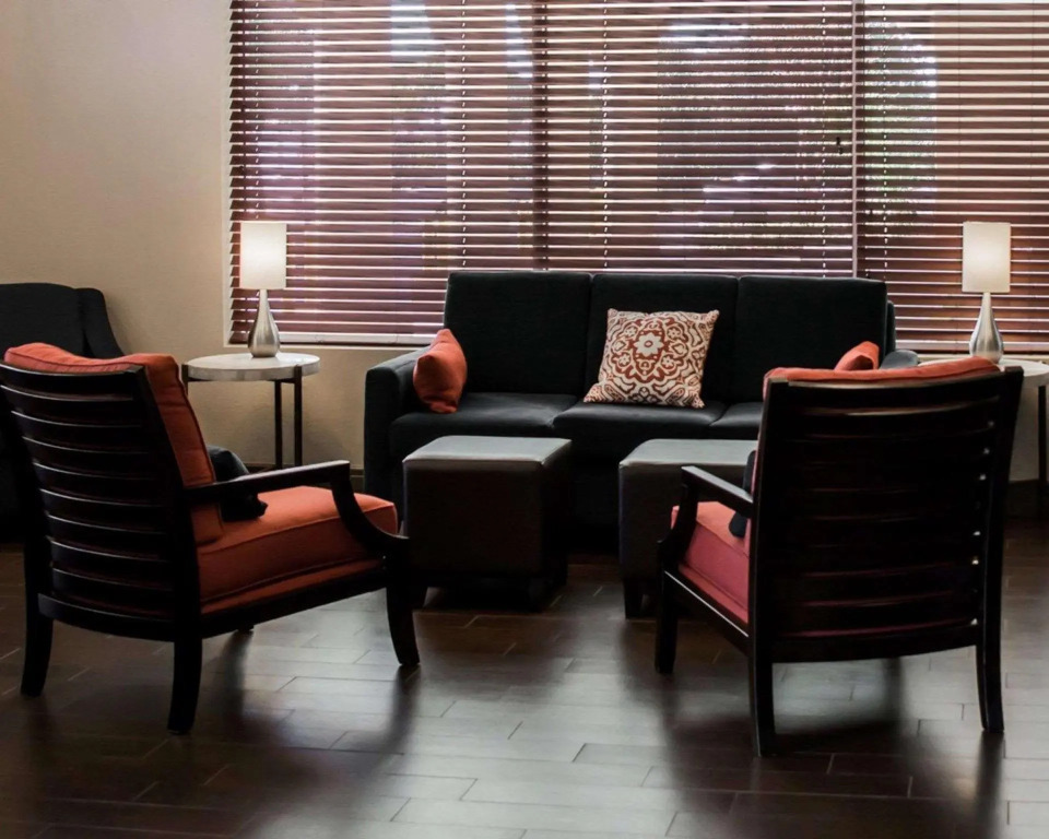 Comfort Suites Clearwater - Dunedin