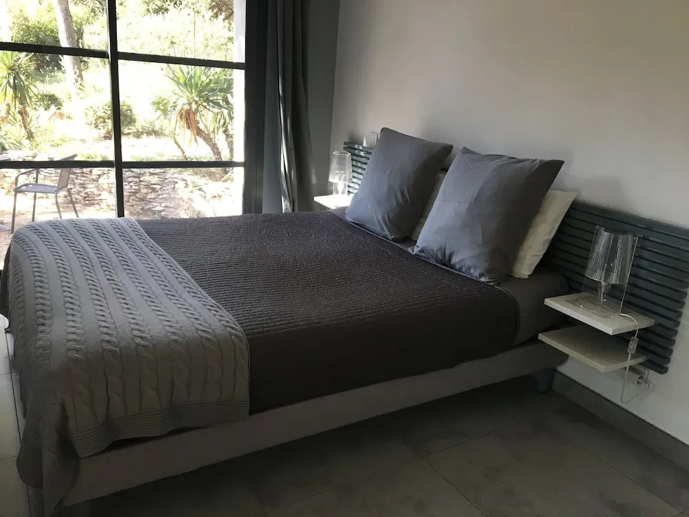 B&B New Cabanon