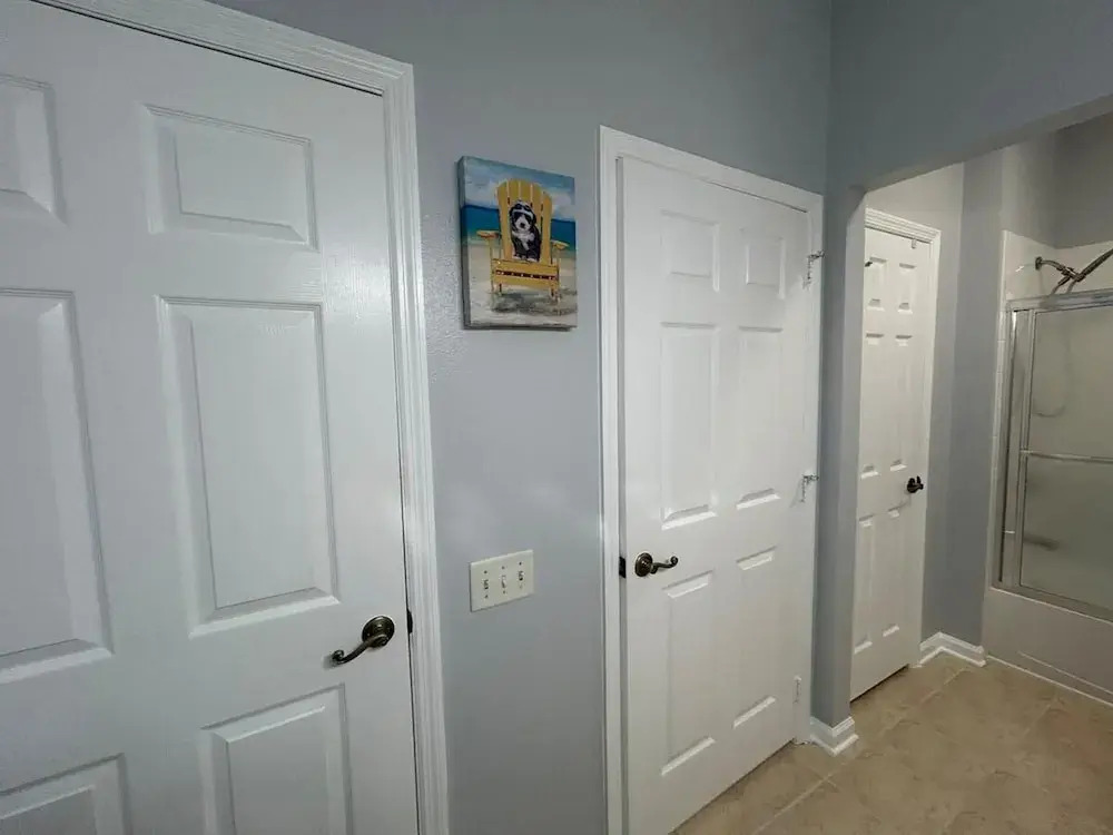Stunning 3 Bedroom Condo Renovated 2024