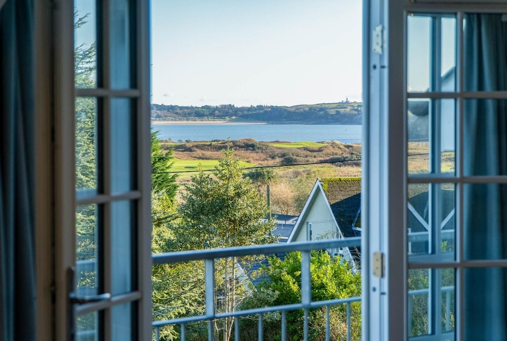 Caldey View Cottage - 1 Bedroom - Penally