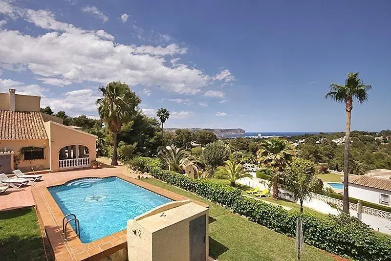 Villa Alegre