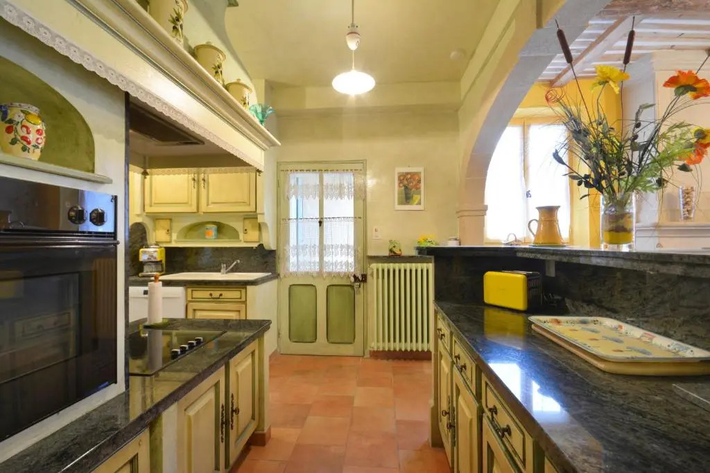 Maison Le Thor avec piscine part