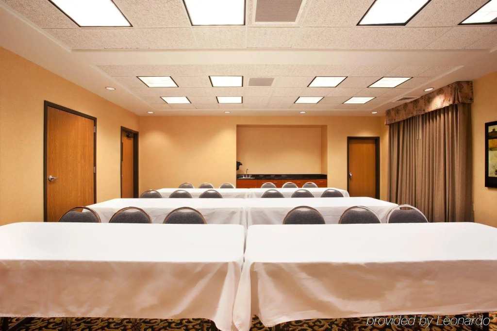 Holiday Inn Express Rockford-Loves Park by IHG