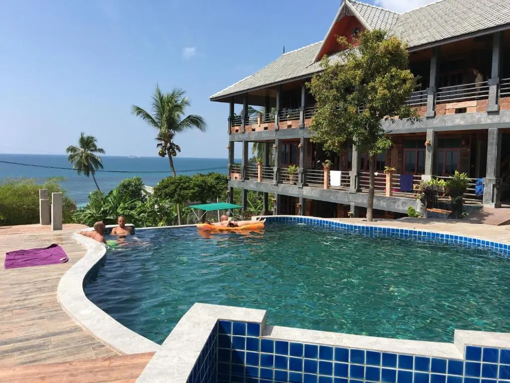 Sea Rock Resort
