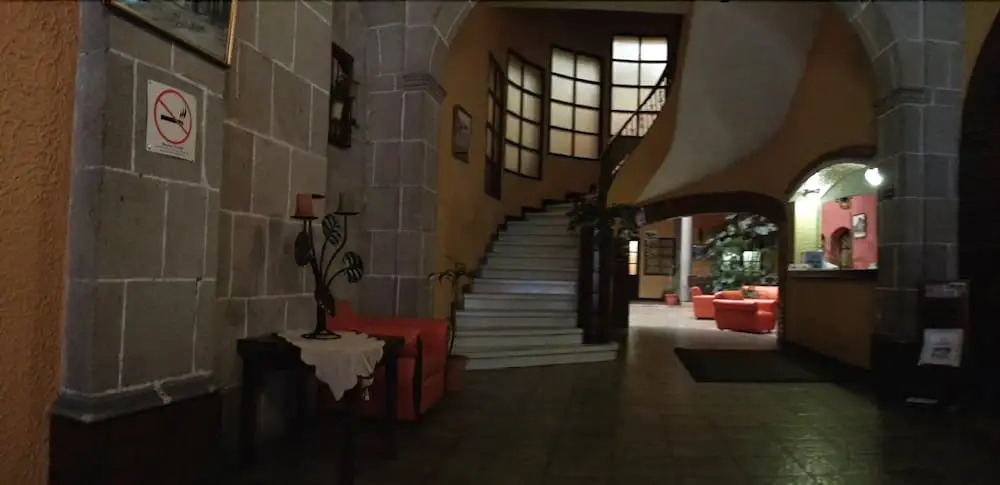 Hotel Villa Real Plaza