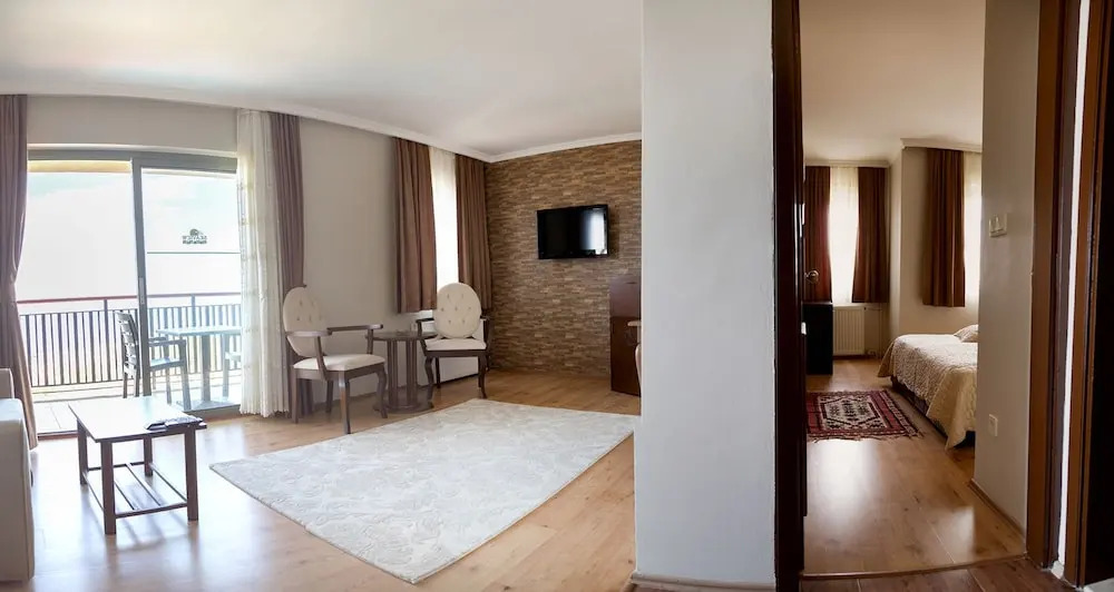 Seaview Suite Hotel