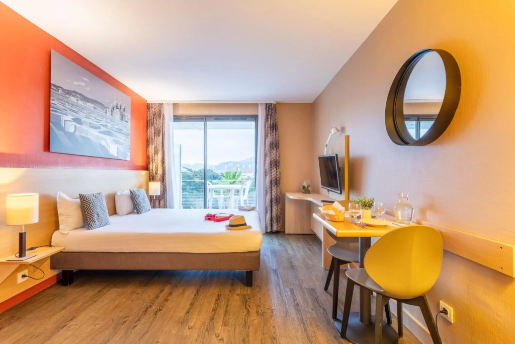 Comfort Aparthotel Zenitude Marseille Prado