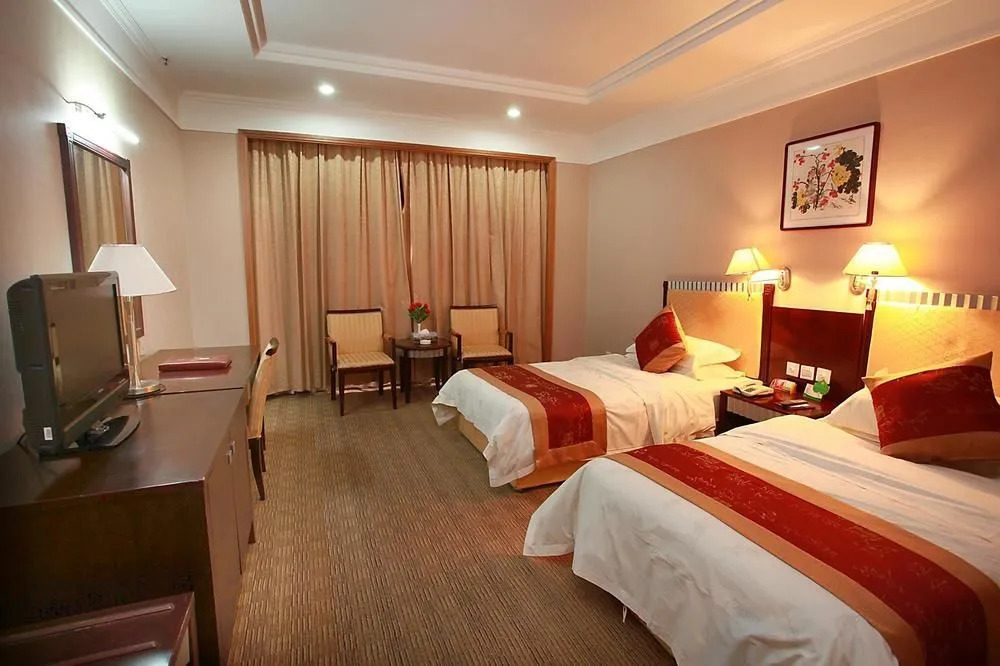 Golden Beach Garden View Hotel