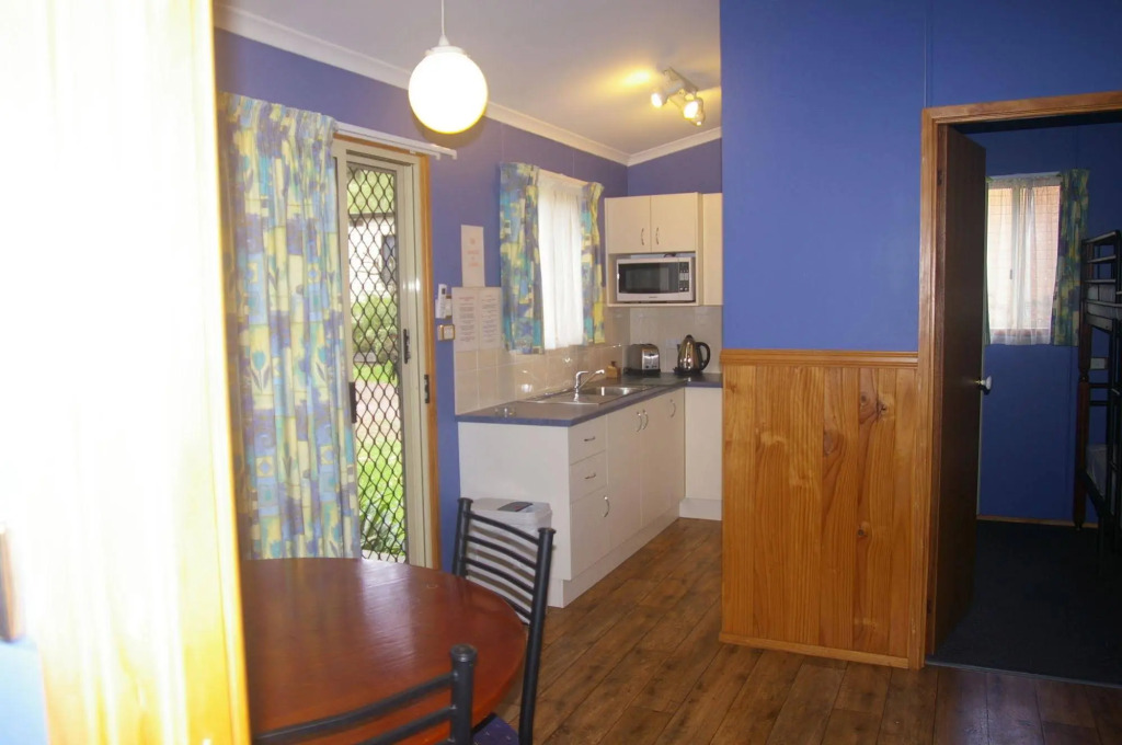 Jervis Bay Cabins & Hidden Creek Campsite