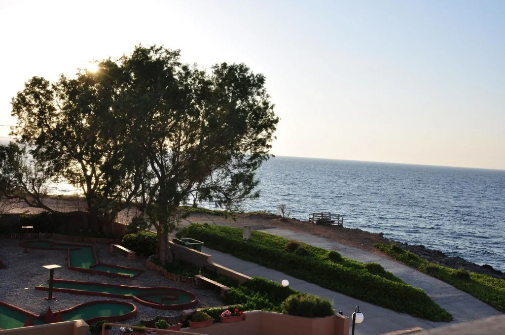 Anixi Apartments
