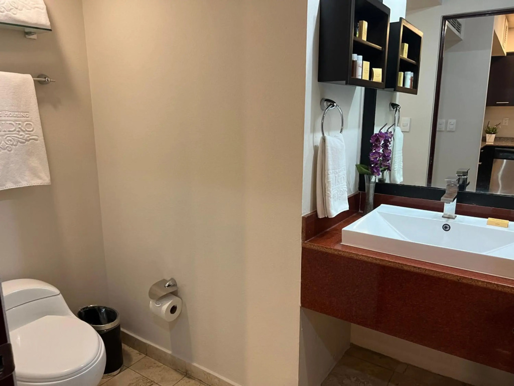 St Isidro Suites Corporate Housing SPA & Wellness Center