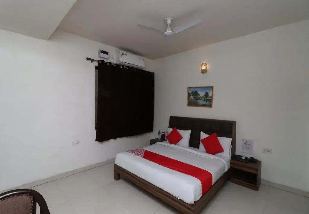 Great India Hotel BY OYO Rooms