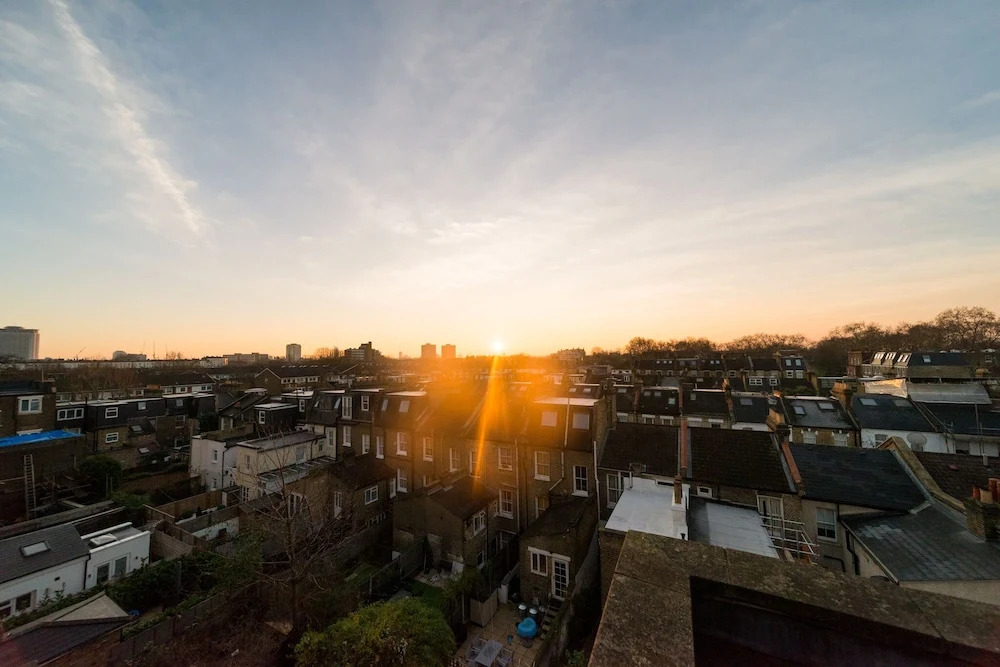 Beautiful West Ken One Bed Apartment