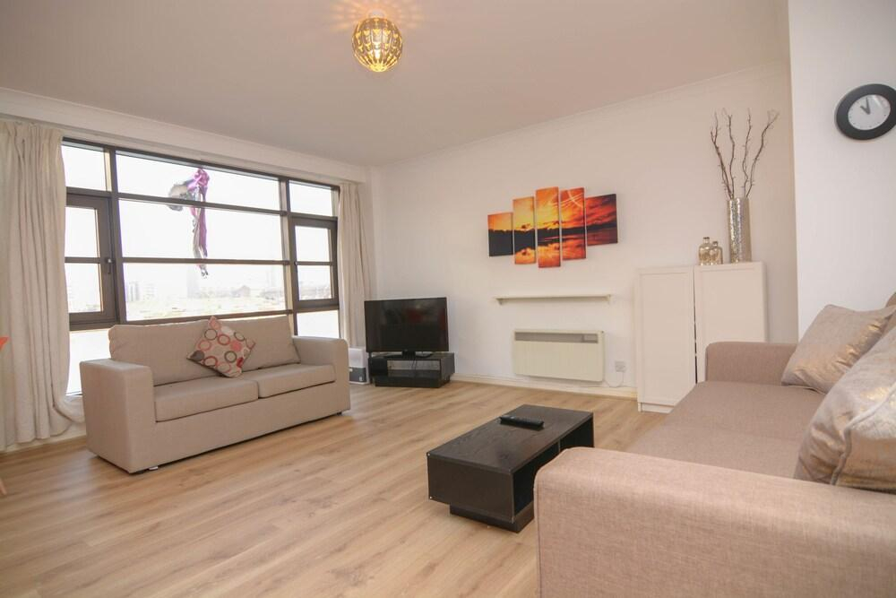 Zen Apartments - London