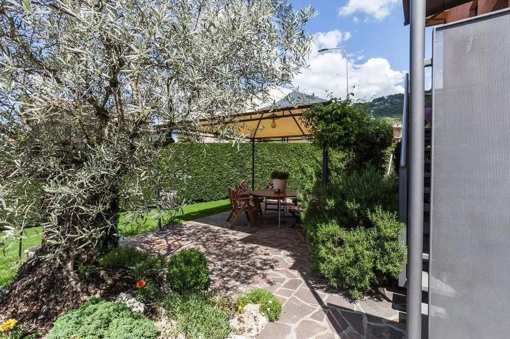 Alisee Bed  Breakfast