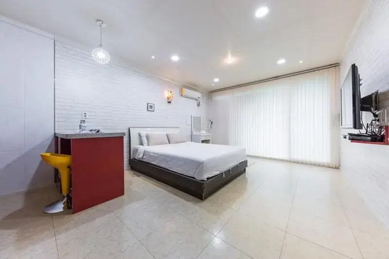 Gapyeong Forest Pension (Pool Villa)