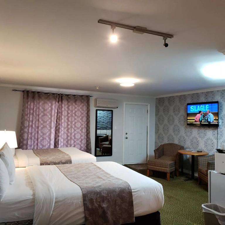 Regency Inn & Suites