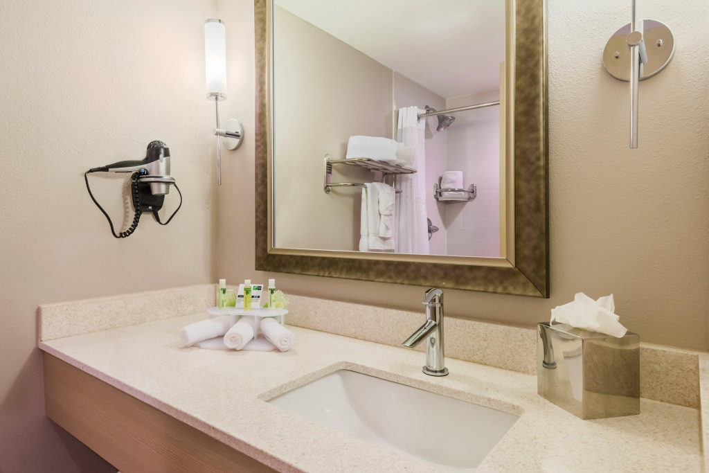 Holiday Inn Express Fairhope - Point Clear by IHG