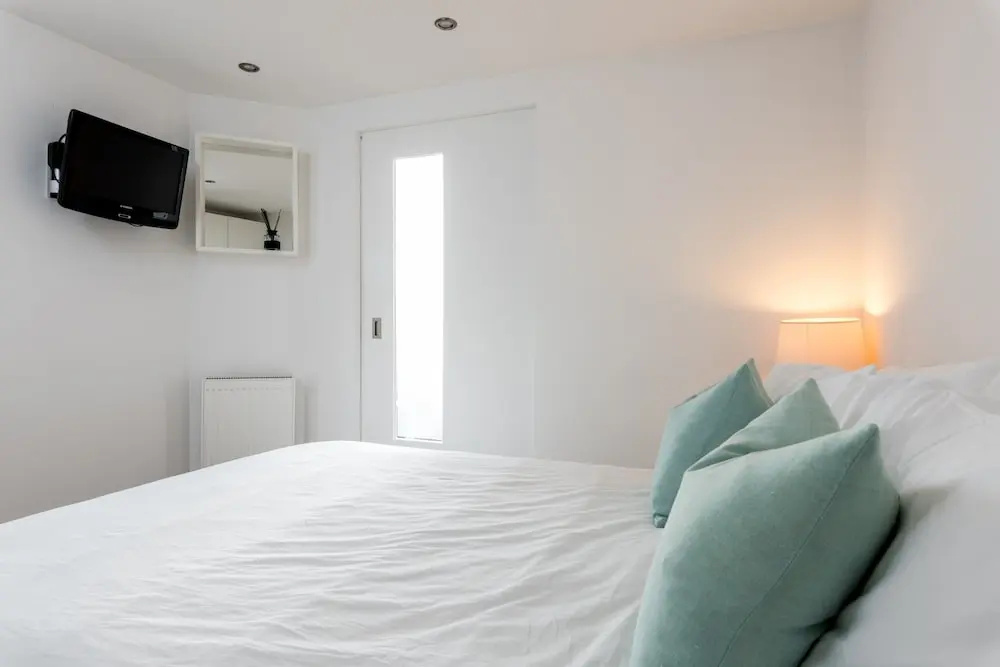 1 Bedroom Seafront Flat in Hove