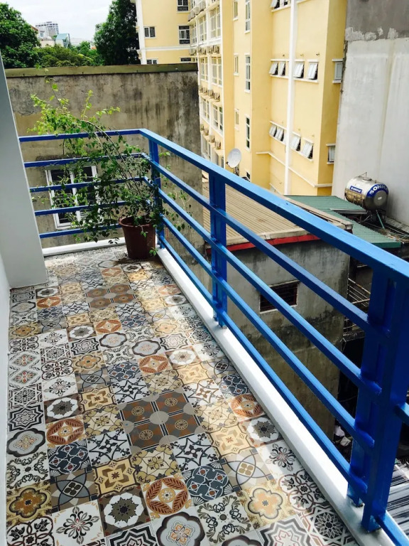 Awa Downtown Hostel