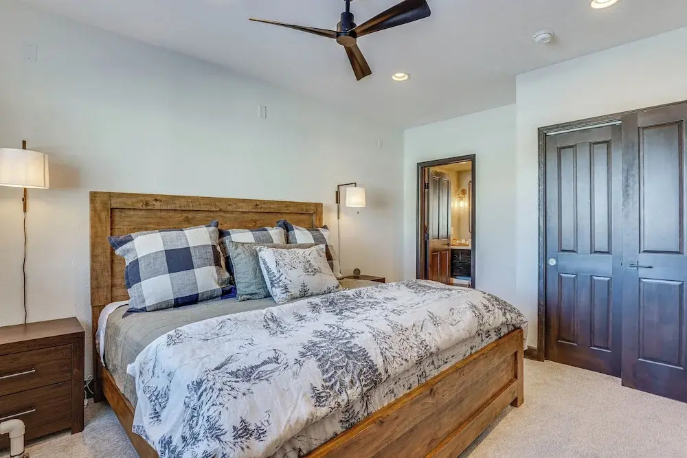 Half-mi to Skiing: Gorgeous Granby Ranch Home!