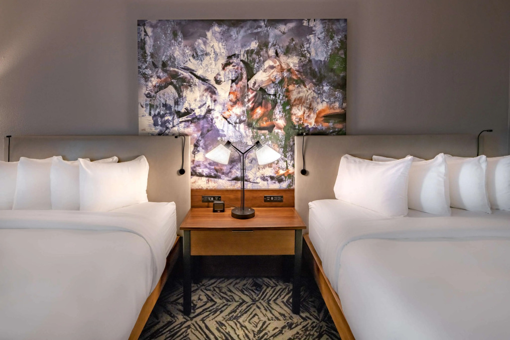 DoubleTree by Hilton Dallas-Farmers Branch