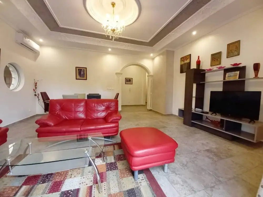 Lovely 2-bed Apartment in Kribi-douala