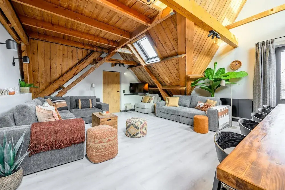 Beautiful Group Loft With Sauna Near the Beach